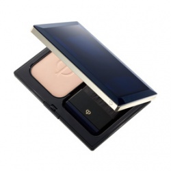 Cle De Peau Beaute 肌膚之鑰 粉底 裸紗光采粉餅spf22 Pa 商品介紹及使用心得 找美妝 Cosme