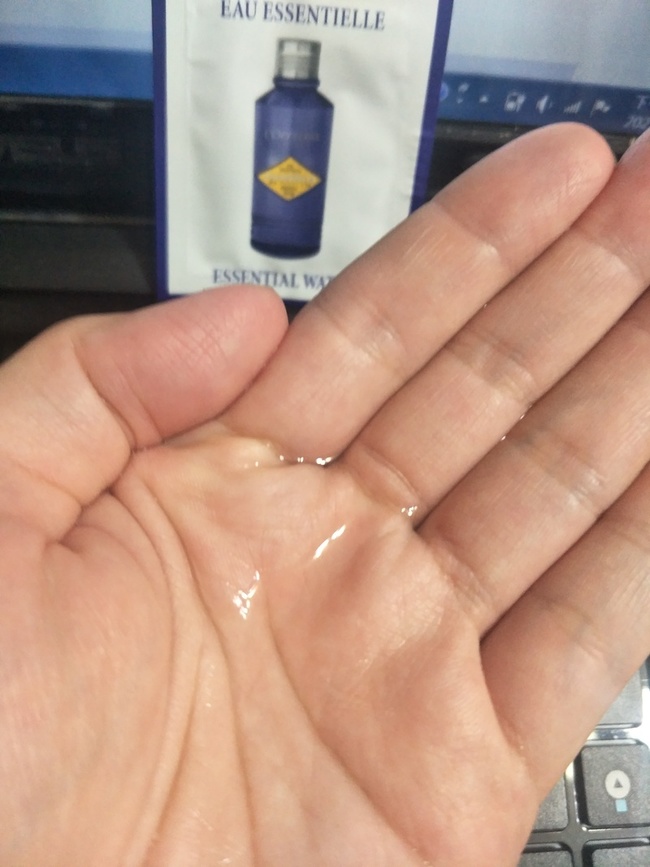 L Occitane 歐舒丹 蠟菊精華系列 停產 蠟菊精華露商品介紹及使用心得 找美妝 Cosme